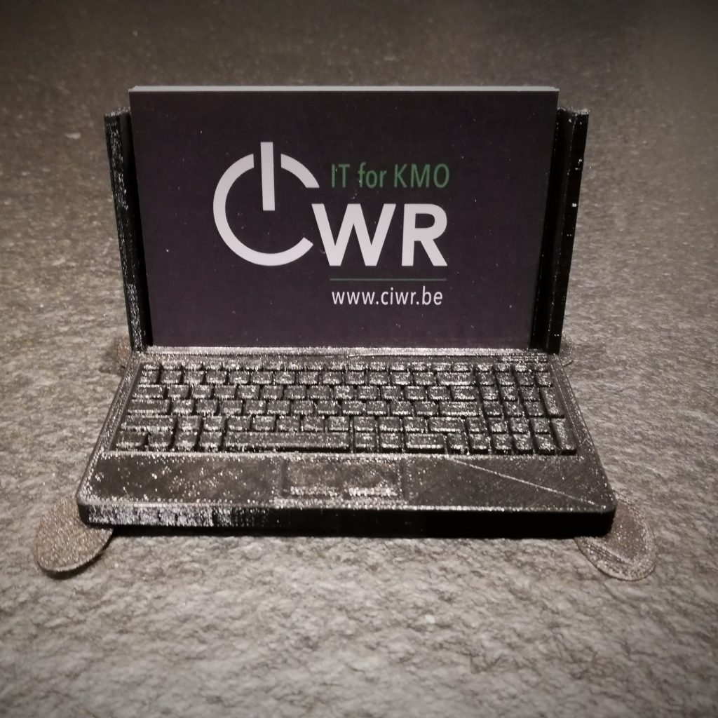 Ciwr card holder